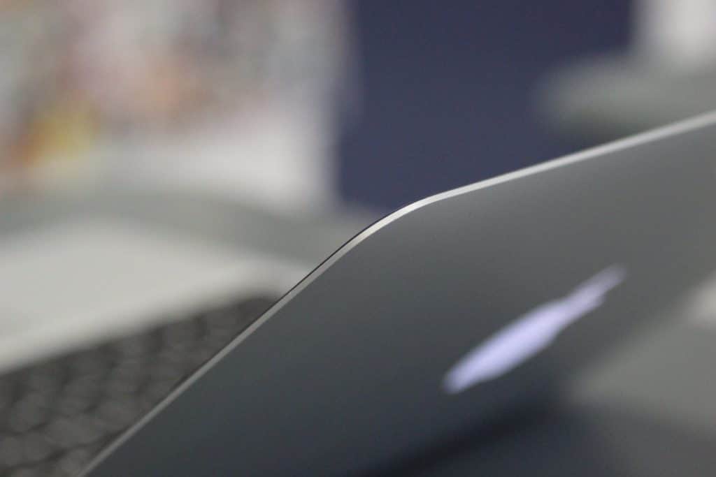 Apple nieuwe MacBook Air 2021 dunner en lichter