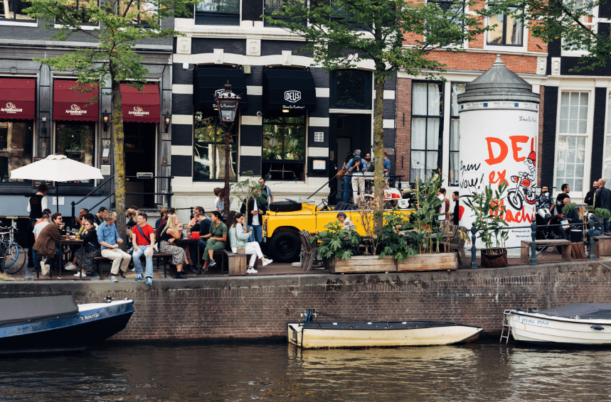 6 Hotspots waar je eten kunt afhalen met de boot Amsterdam