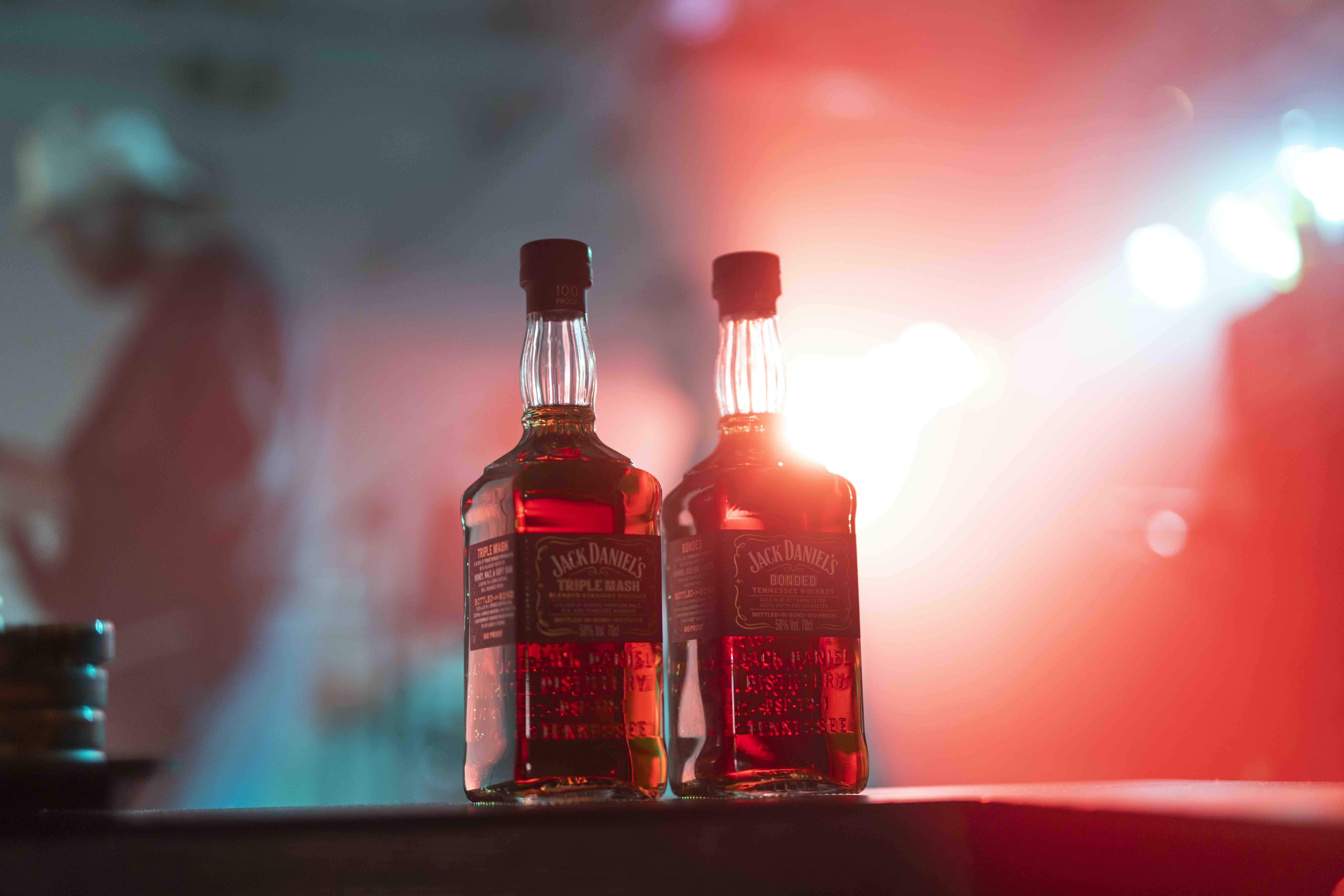 Jack Daniel’s introduceert twee nieuwe Bottled-In-Bond whiskeys - Jack Daniel’s BONDED - Jack Daniel’s  TRIPLE MASH