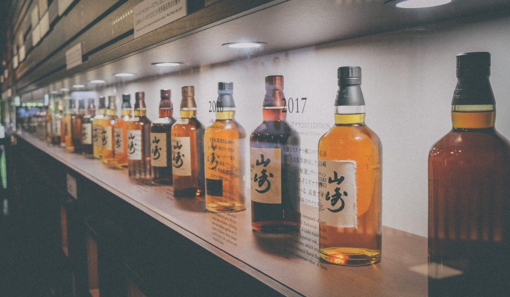 Groenten Vruchtbaar Lake Taupo Japan stelt regelst vast m.b.t. Japanse whisky | MS