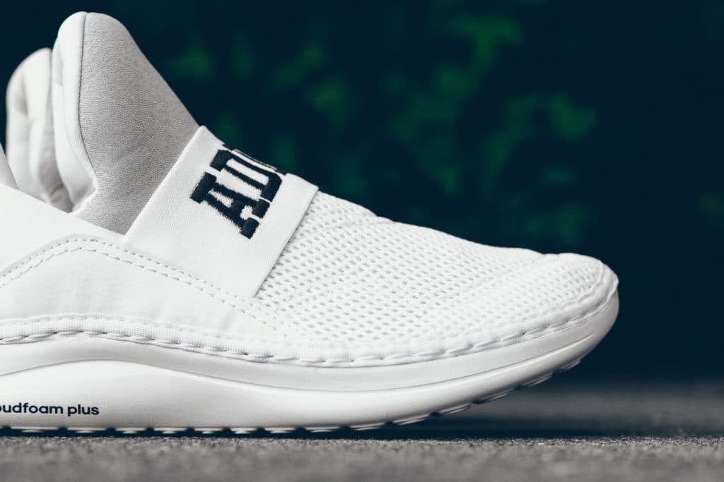 adidas-cloudfoam-ultra-zen-all-white-sneaker-4