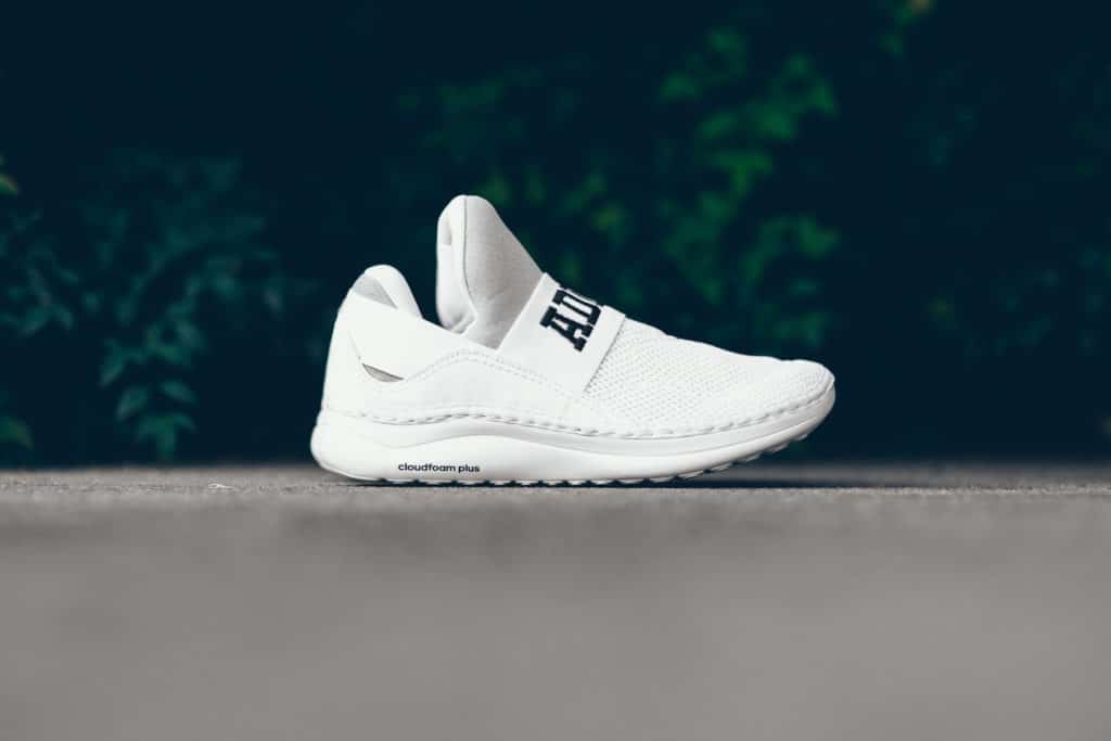 adidas-cloudfoam-ultra-zen-all-white-sneaker-6