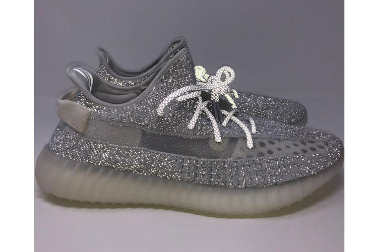 YEEZY BOOST 350 V2 Static Reflective in 