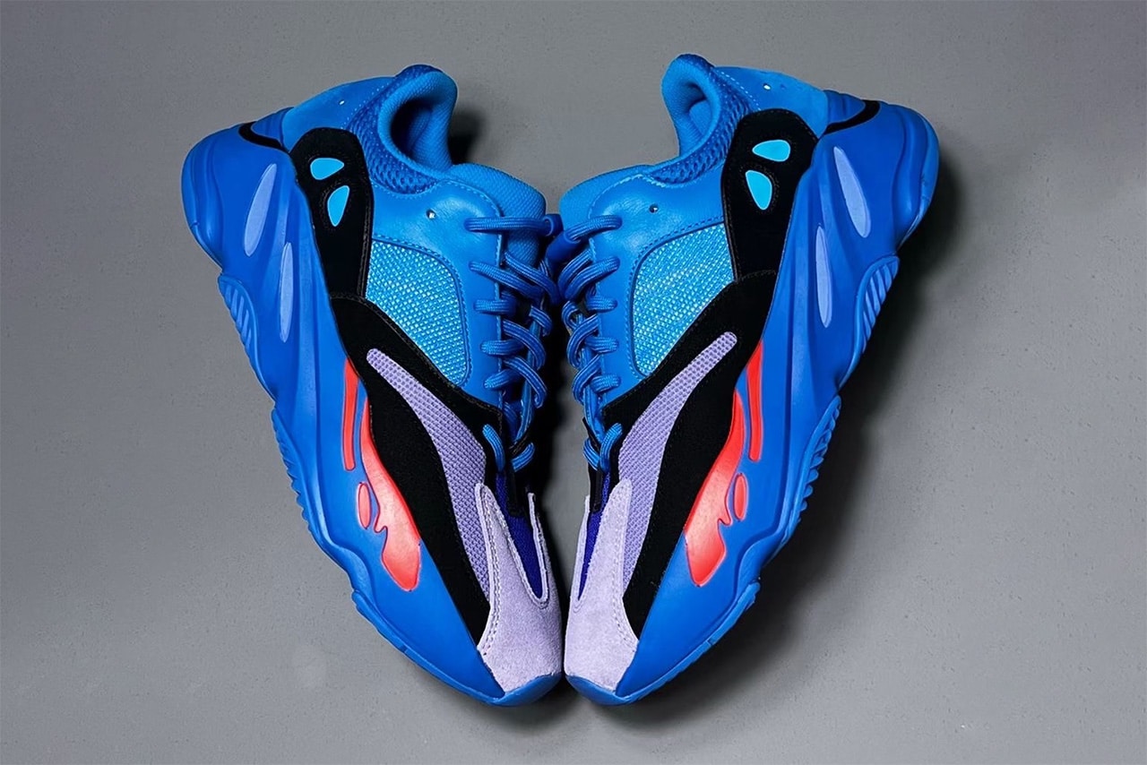 adidas YEEZY BOOST 700 "High-Res Blue"