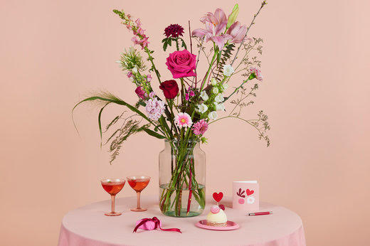 bloomon valentijnsdag cadeautip Luxe verpakte cadeaubos 