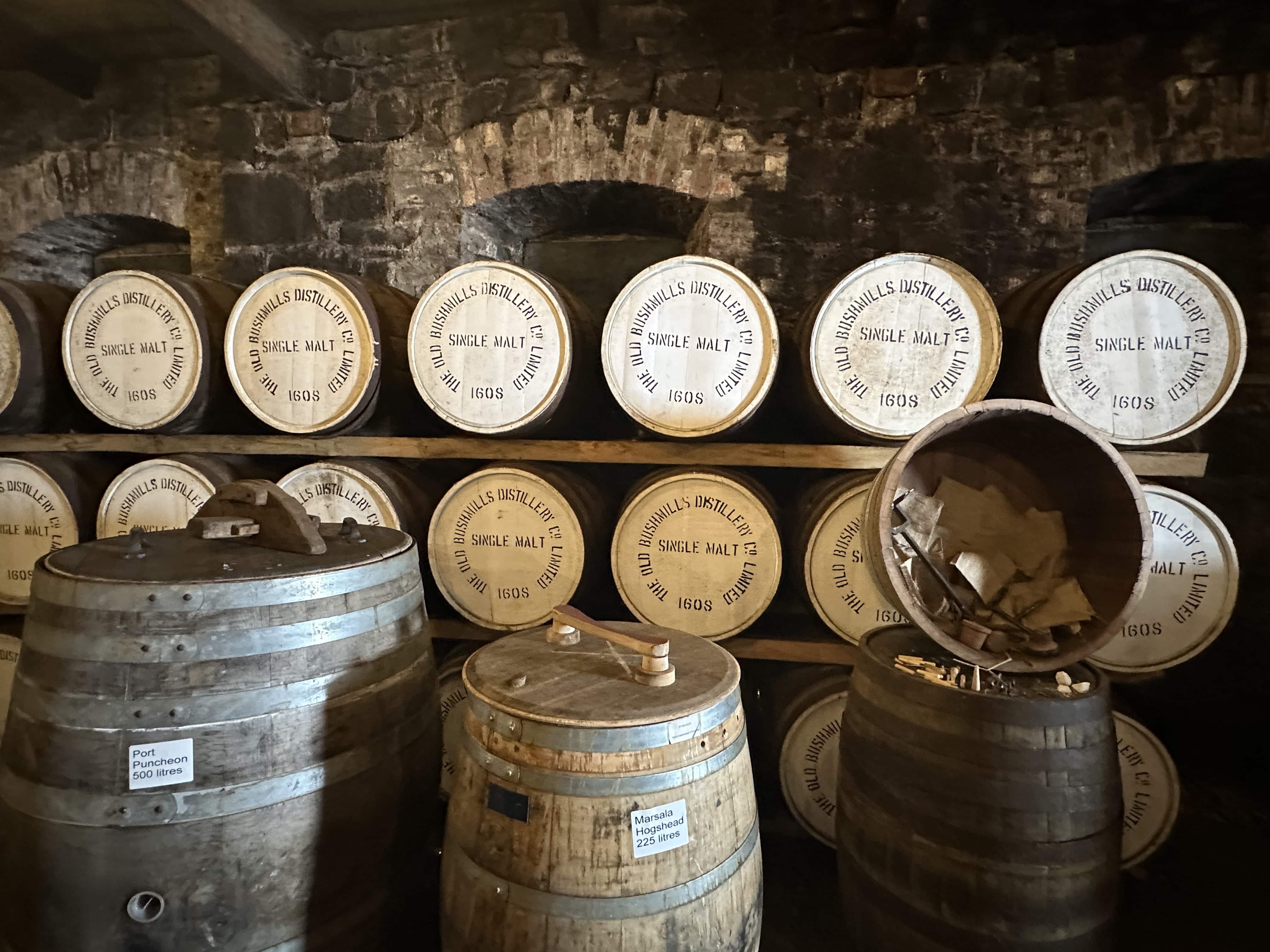 Bushmills Whiskey distilleerderij reis Noord-Ierland