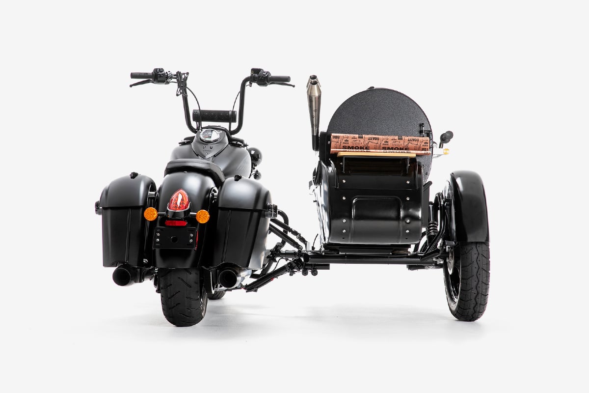 Indian Motorcycle en Traeger motor BBQ