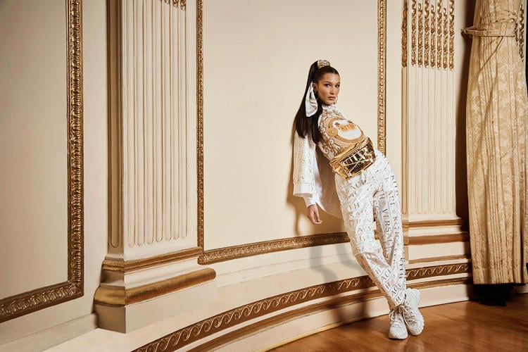 Bella Hadid voor KITH & Versace