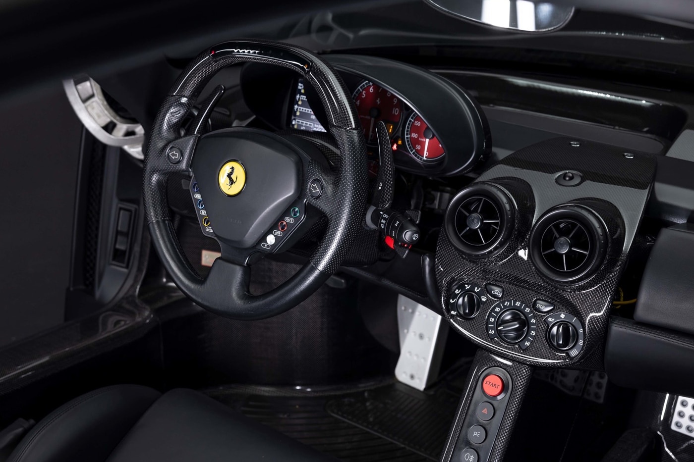 Ferrari Enzo Nero Opaco veiling RM Sotheby's eerste matzwarte Ferrari