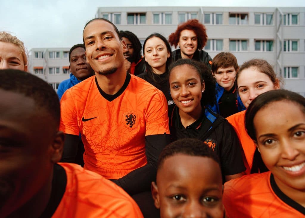 smal Ademen Dierbare Voetbalshirts Nederlands elftal voor het EK 2021 | MANNENSTYLE