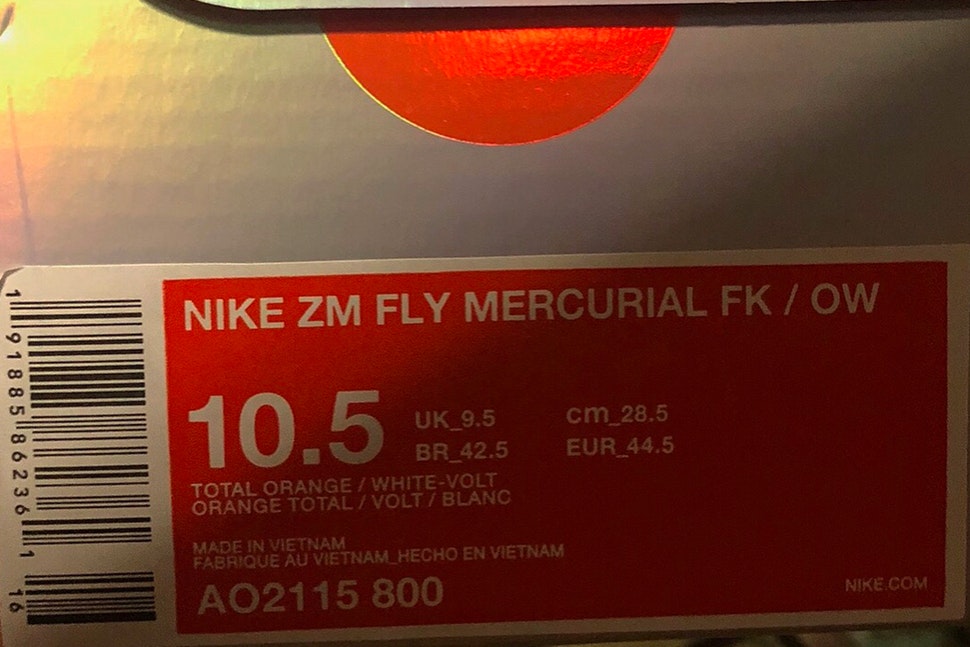 OFF-WHITE x Nike Zoom Fly Mercurial Flyknit