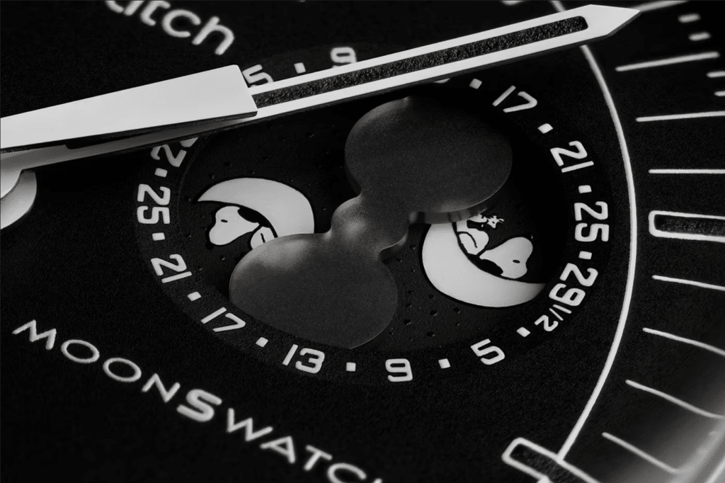 Omega x Swatch  MoonSwatch Mission to the Moonphase snoopy