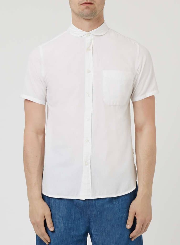 overhemd-korte-mouwen-lage-kraag-wit-trend-2