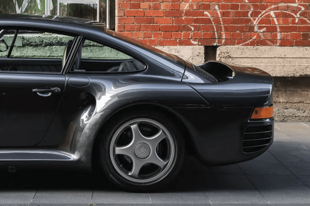 1988 Porsche 959 "Komfort" veiling $ 1,7 miljoen RM Sotheby's Las Vegas