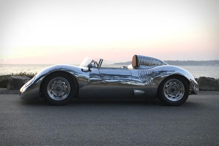 Sportman Goed in het midden van niets RÜNGE RS omarmt elegantie van auto's uit jaren 50 | MANNENSTYLE