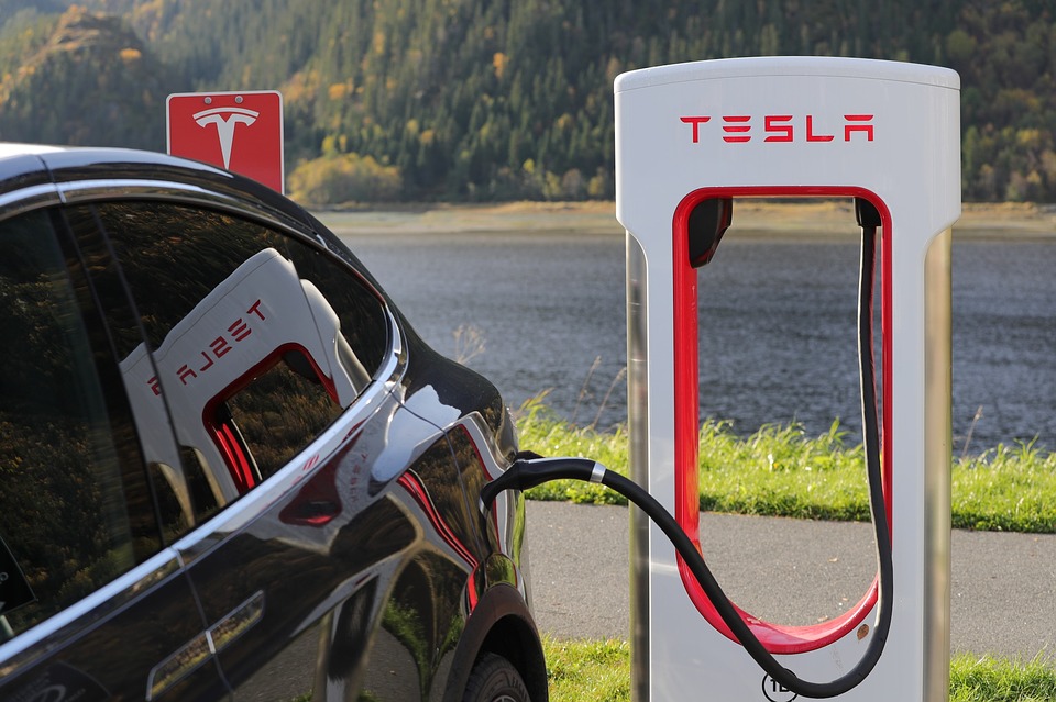 Tesla Supercharger Stations duurder