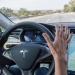 Tesla voorspelt auto-ongeluk video