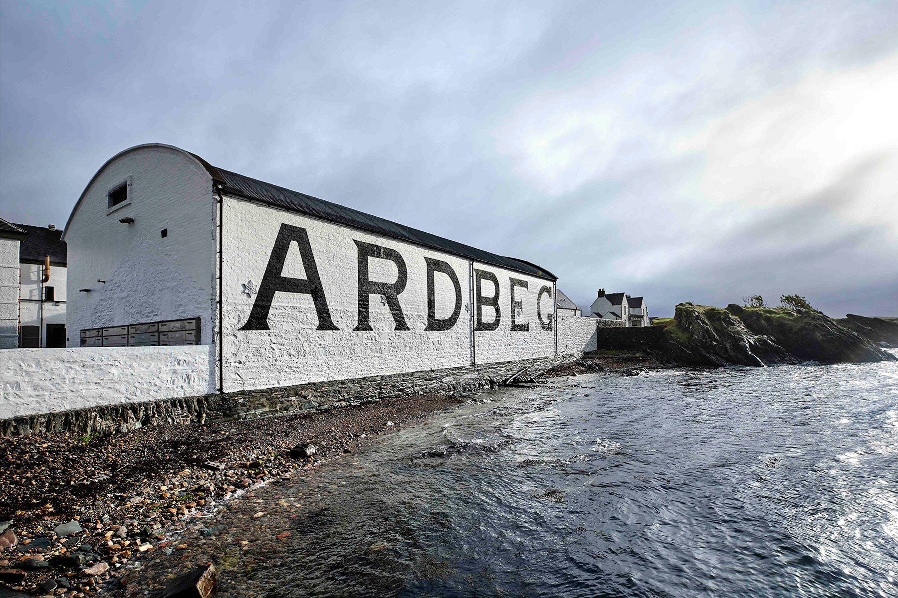 vat Ardbeg Islay Single Malt Scotch Whisky veiling 19 miljoen euro