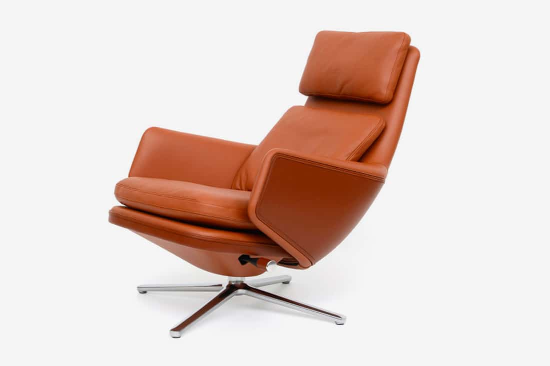 VITRA Grand Relax Lounge Chair by Antonio Citterio